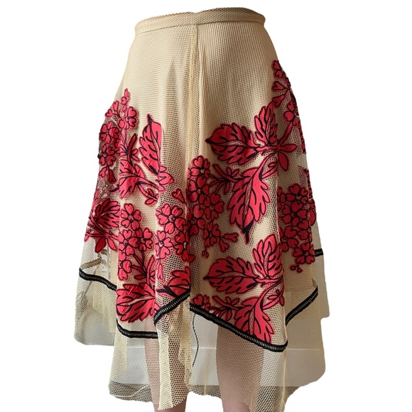Anthropologie Dresses & Skirts - Anthropologie Eva Franco Tan Mesh Skirt w/ Red & Black Floral Detail size 6